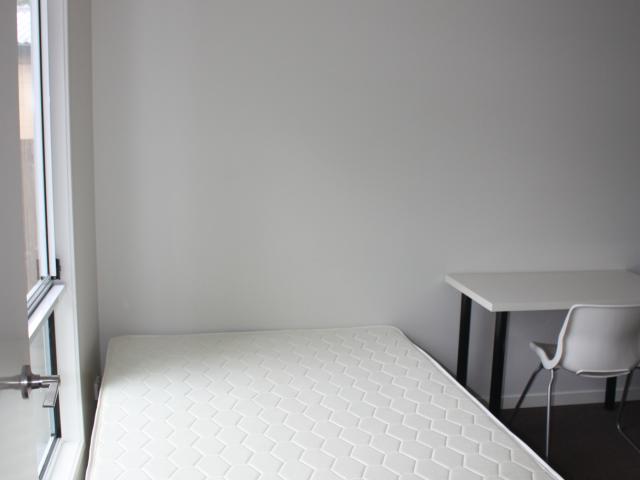 GREAT LOCATION & CLOSE TO THE GRIFFITH UNIVERSITY PERFECT FOR STUDENTS