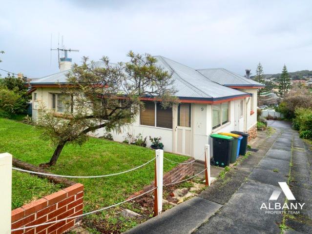 Great location, close to town