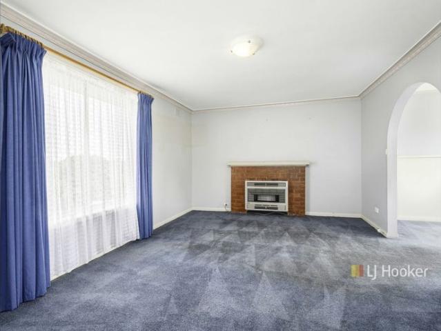 Great Location, Close to Don College