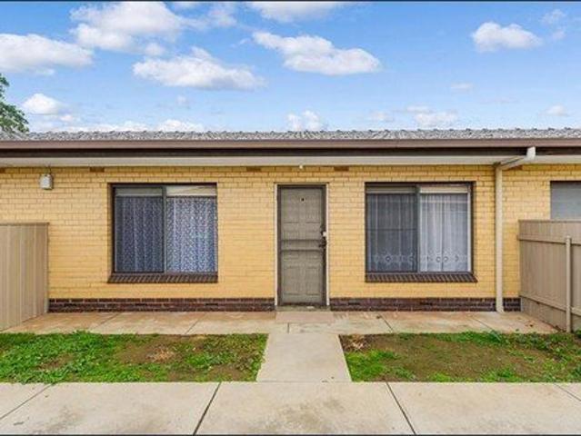 GREAT LOCATION EASY ACCESS TO CBD