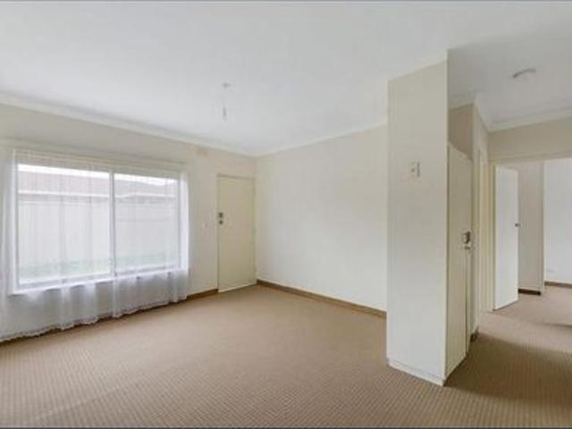 GREAT LOCATION EASY ACCESS TO CBD
