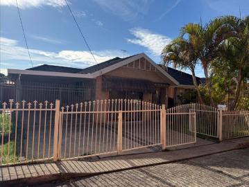 GREAT LOCATION FAMILY HOME