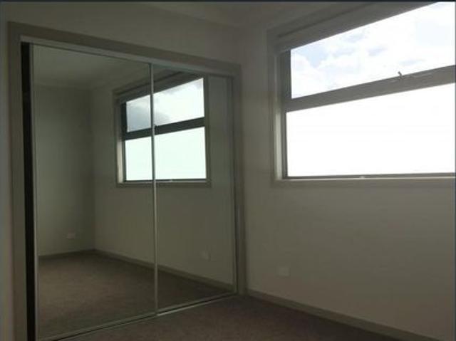 GREAT LOCATION! GREAT TOWNHOUSE!