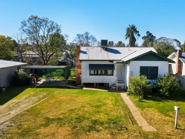 GREAT LOCATION, GREAT POTENTIAL A LITTLE TLC WILL GO A LONG WAY