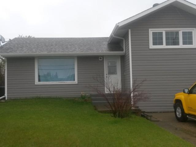 Great Location Great Price! 3 Bedroom Home in Blackfalds