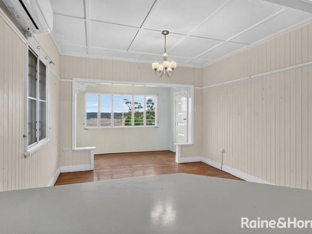 Great Location in West Warwick
