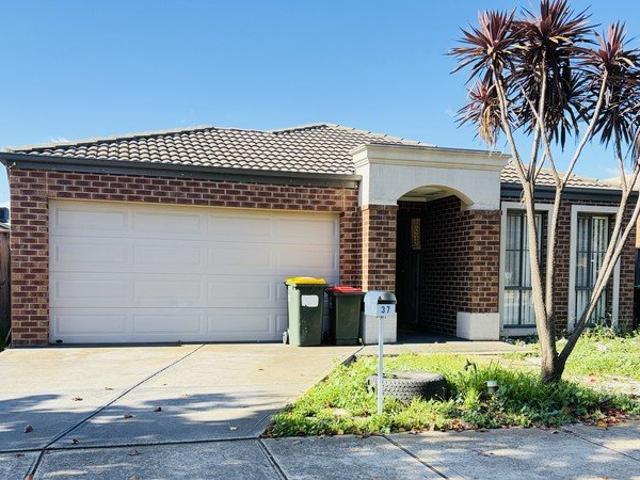 Great location in Deer Park 4 Bed house