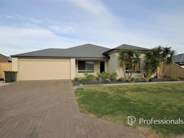 GREAT LOCATION IN MILLBRIDGE ESTATE