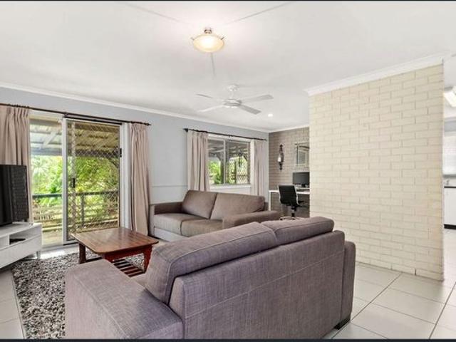 Great Location Space, Schools, Shops, Serenity