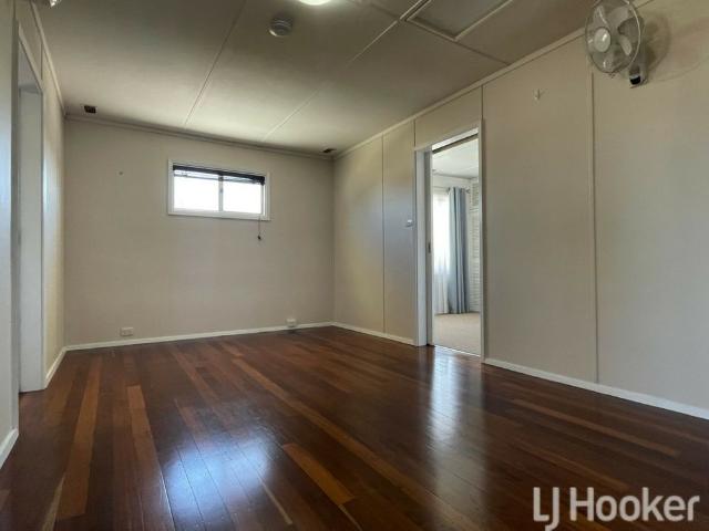 Great Location � Spacious Family Home Close to Everything!