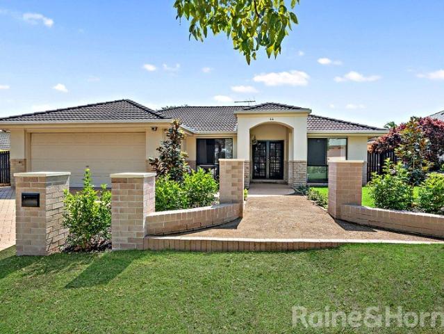 Great Location & Spacious Home!