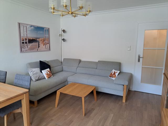 Great modern 2 room apartment with a balcony—fully furnished, move in ready