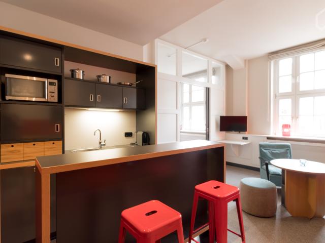 Great, neat junior suite in Hamburg Nord
