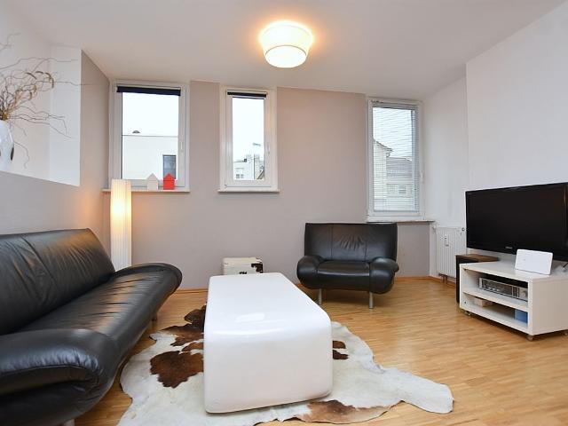 Great & neat studio in the middle of downtown, Stuttgart Amsterdam Apartments for Rent