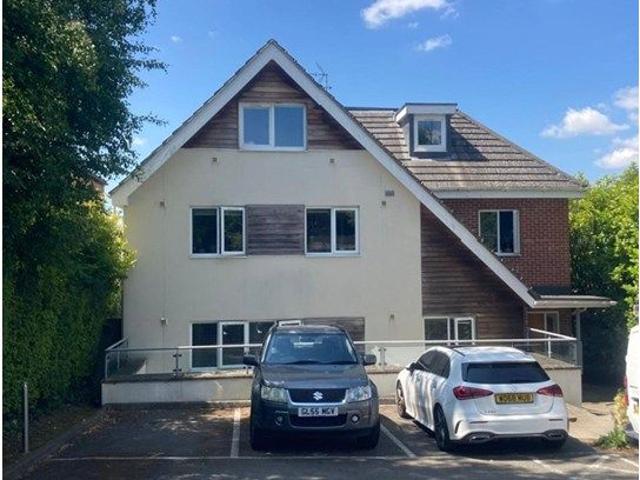 Great North Road, New Barnet, Barnet EN5, 1 bed flat to rent, £1,600 pcm | PrimeLocation