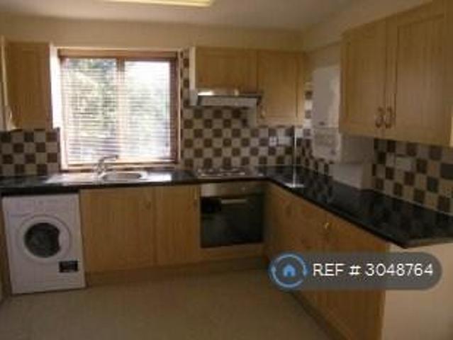 Great North Road, London, N2 3 bed flat to rent £2,200 pcm £508 pw