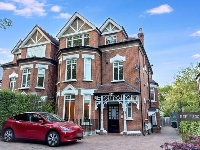 Great North Road, London, N6 2 bed flat to rent £2,680 pcm £618 pw