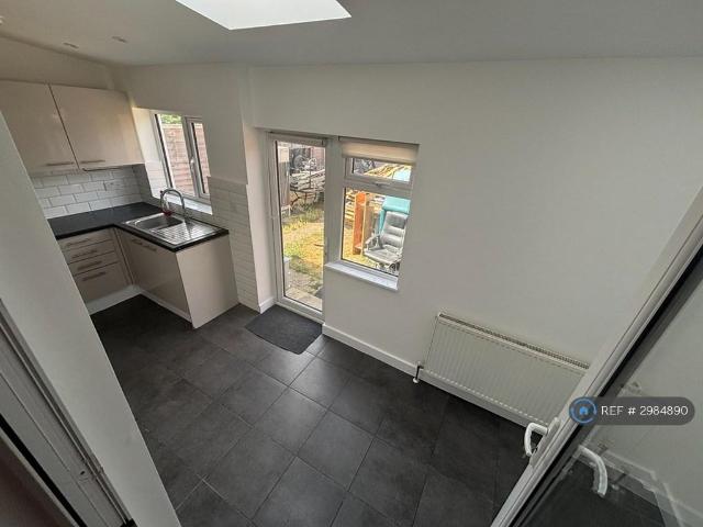 Great Northern Road, Dunstable, LU5 3 bed detached house to rent £1,850 pcm £427 pw
