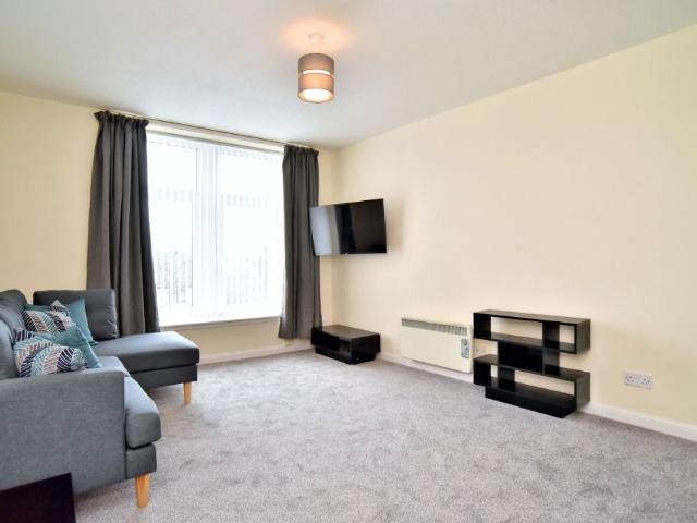 Great Northern Road, Woodside, Aberdeen AB24, 1 bed flat to rent, £575 pcm | PrimeLocation