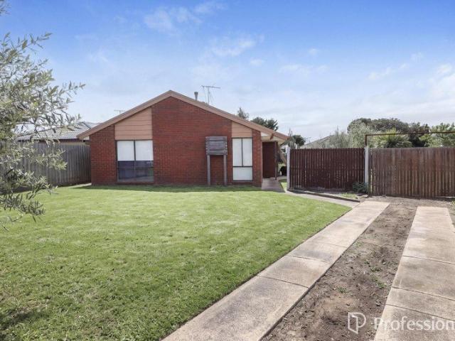 GREAT OPPORTUNITY FOR FIRST HOME BUYER OR INVESTOR
