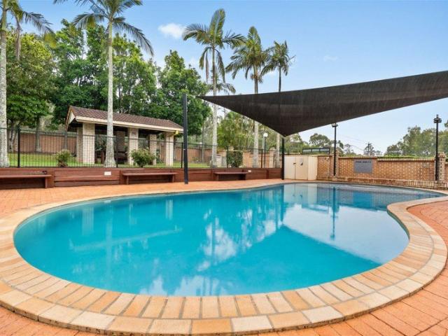 Great opportunity, Great location, Great unit