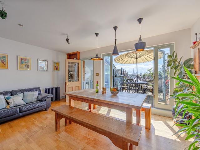 Great Percy Street, Clerkenwell, London WC1X, 3 bed maisonette to rent, £6,000 pcm | PrimeLocation