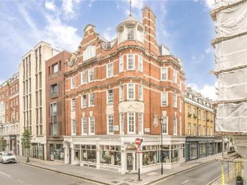 Great Portland Street, London, W1W 1 bed apartment to rent £3,150 pcm £727 pw