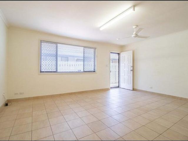 GREAT POSITION 2 BEDROOM DUPLEX IN THE HEART OF SOUTHPORT