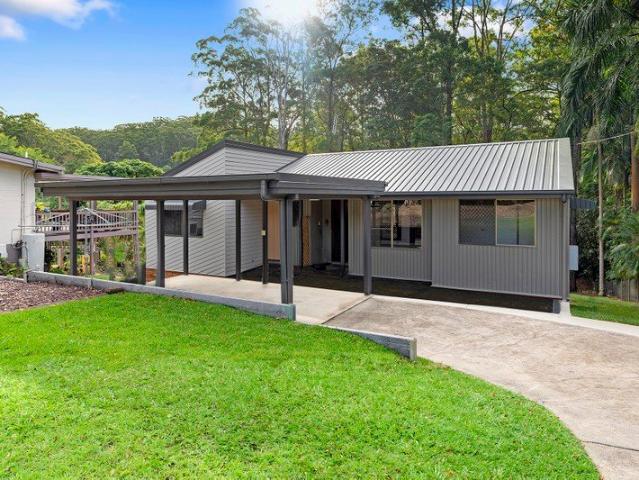 GREAT POSITION WELL MAINTAINED HOME AVAILABLE NOVEMBER 2026