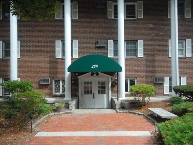 Great Rd Apt C, Acton, Condo For Sale