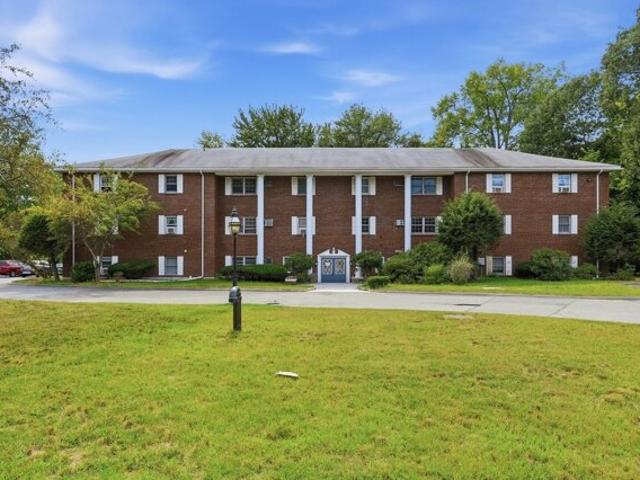 Great Rd Apt,acton, Condo For Sale