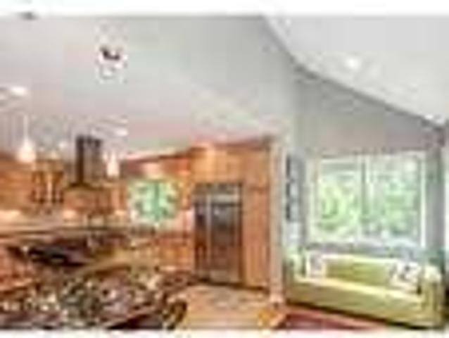Great Rental in the Chappaqua School District!