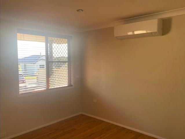 Great rooms available in share house! Furnished and all bills included!