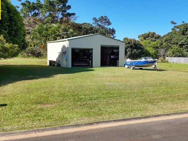 GREAT SHED / CONVENIENT LOCATION