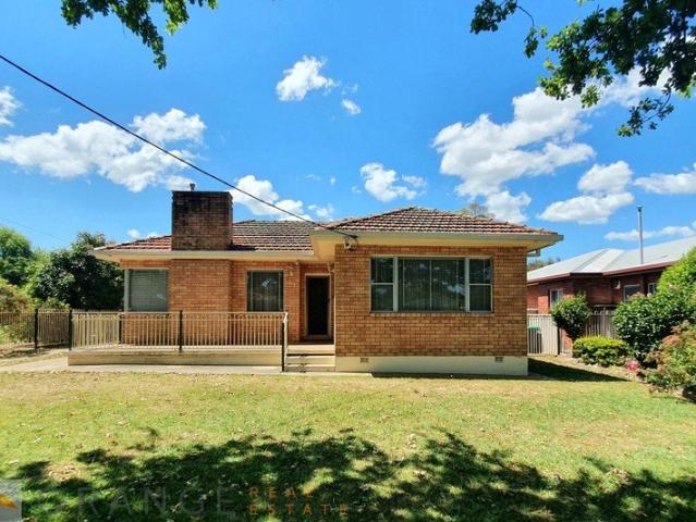 GREAT SIZE AND LOCATION!
