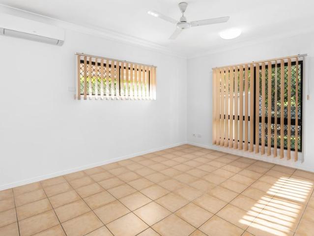 Great Size Family Home!