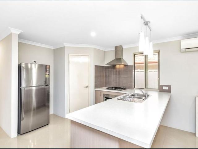 GREAT SIZE HOME IN A GREAT LOCATION @$1000 per week