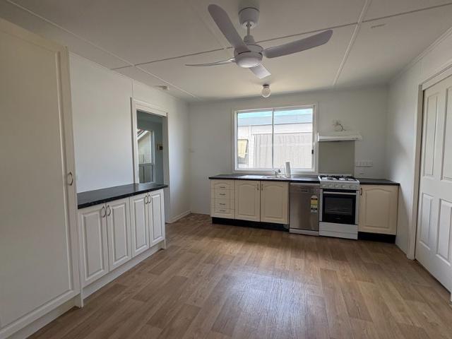 Great sized 1 bedroom home with study area, freshly painted interior and new carpet
