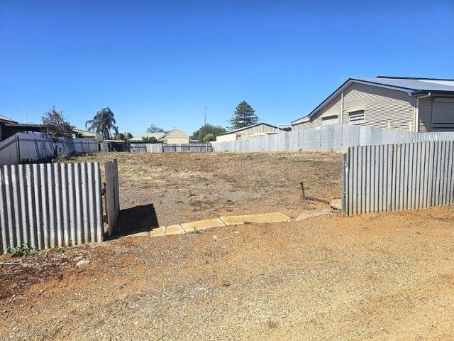 Great Sized block to build your dream home on STCA