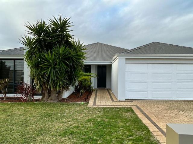 GREAT SPACIOUS FAMILY HOME