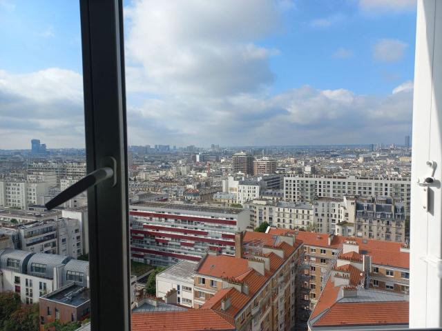 Great Studio Alcova at 16th floor with stunning view, Paris Amsterdam Apartments for Rent
