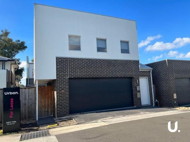Great studio with short walk to the shops | WATER INCLUDED