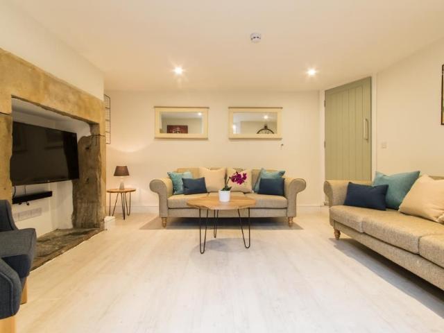 Greaves Road, Lancaster LA1, 6 bed terraced house to rent, £693 pppm | PrimeLocation