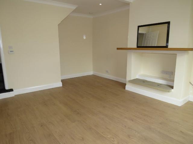 Green Terrace Square, Halifax HX1, 1 bed property to rent, £750 pcm | PrimeLocation