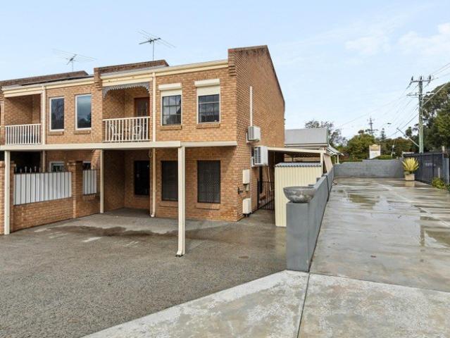 GREEN TITLE + 349sqm =