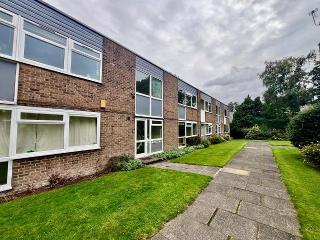 Green View Court, LEEDS, LS8 1 bed flat to rent £825 pcm £190 pw