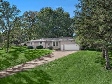 Green Acres Dr