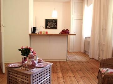 Green and central at Charlottenburg Palace, Berlin Amsterdam Apartments for Rent