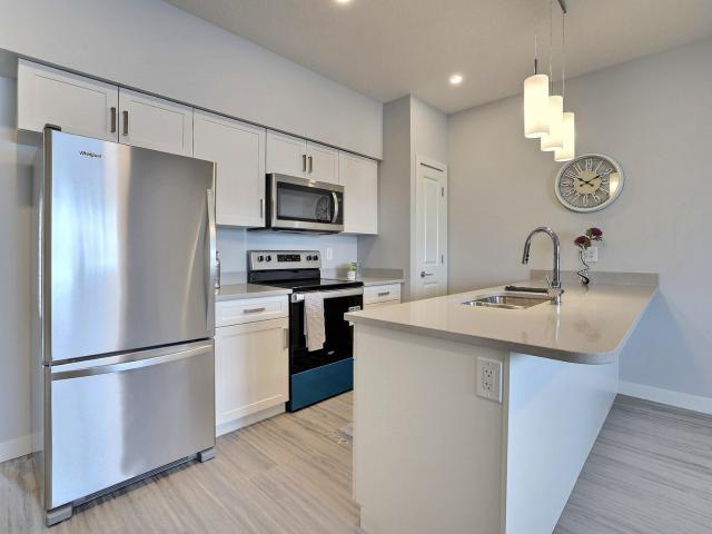 Green Brooks Townhomes 2 Bedroom 1.5 Bathroom Apartment for Rent