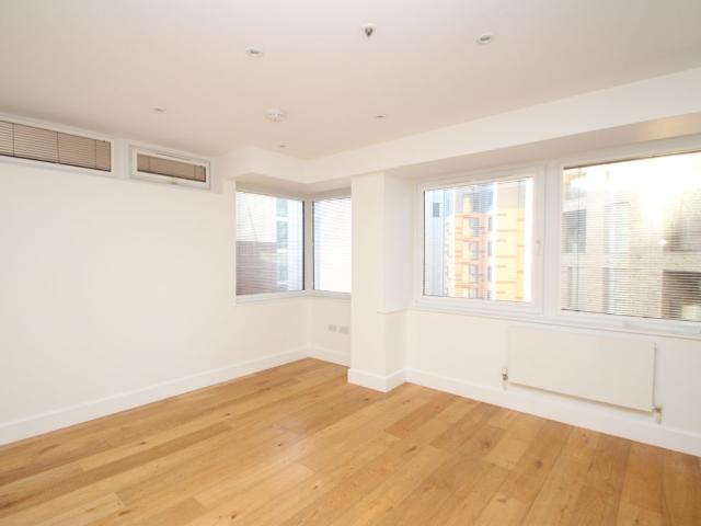 Green Dragon House, Croydon CR0, 2 bed flat to rent, £1,450 pcm | PrimeLocation